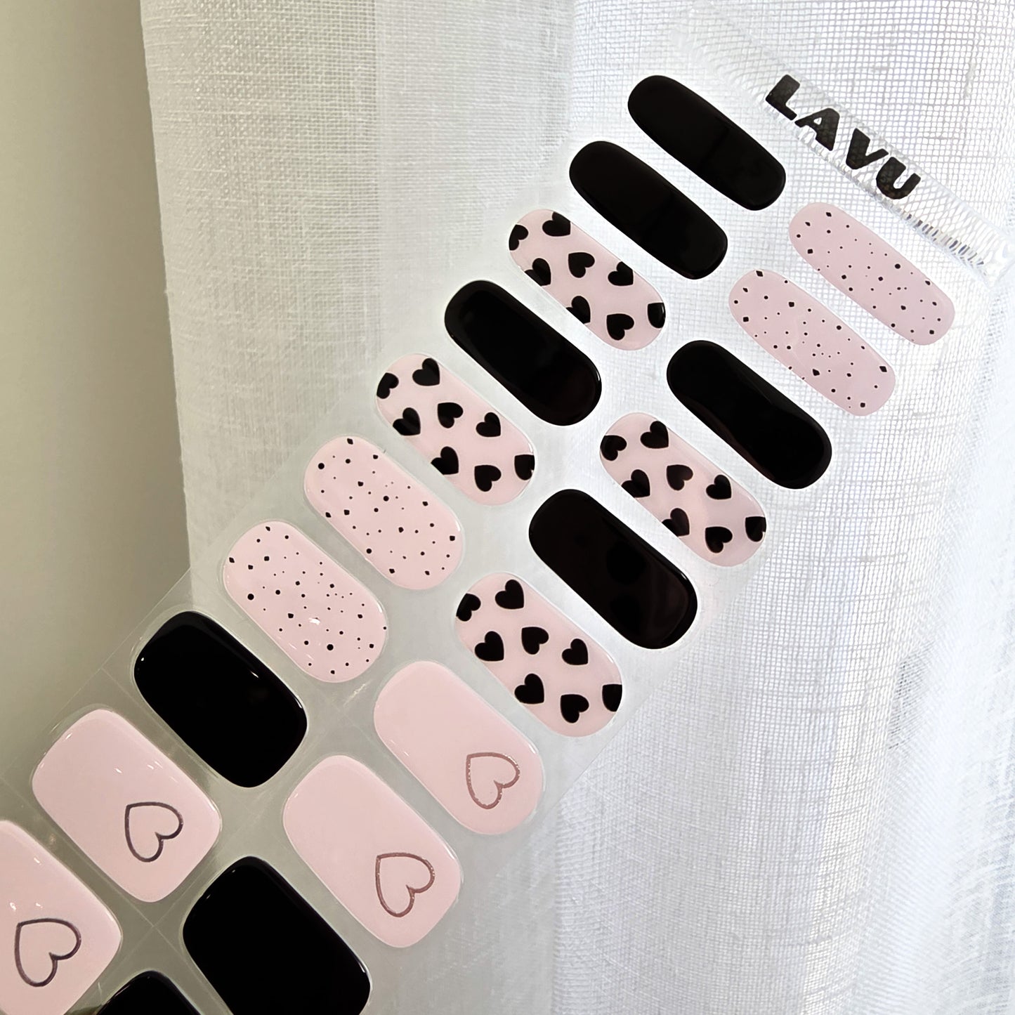 Black & Pink Love