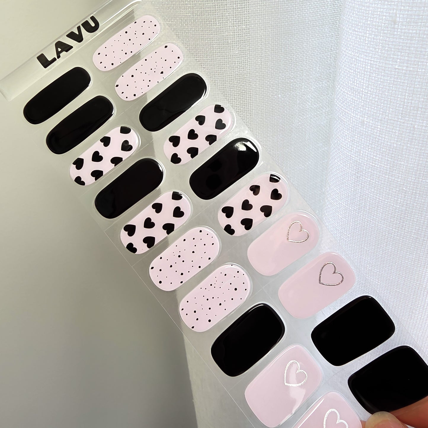 Black & Pink Love